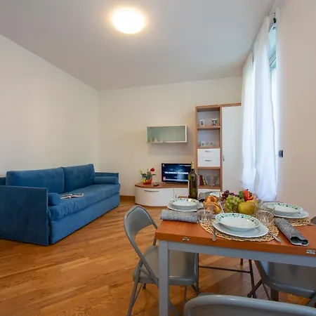 Apartment Savoia Beethoven 0-12