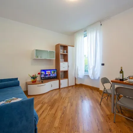 Appartement Savoia Beethoven 0-12 *